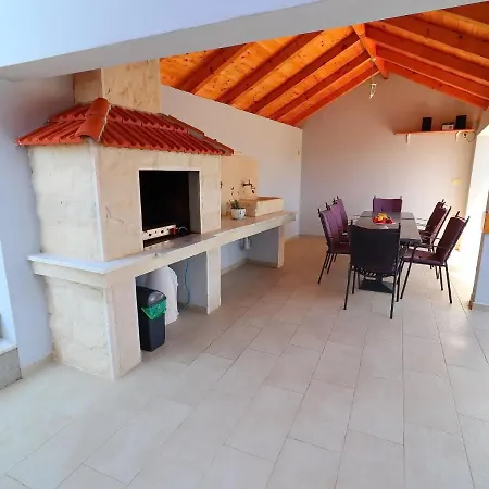 Holiday home Charming In Cara With Swimming Pool *