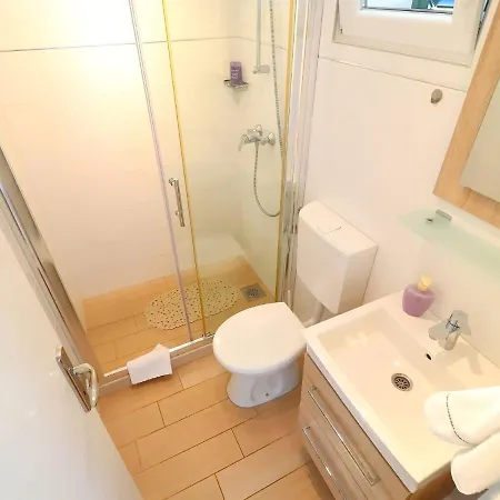 Holiday home Charming In Cara With Swimming Pool